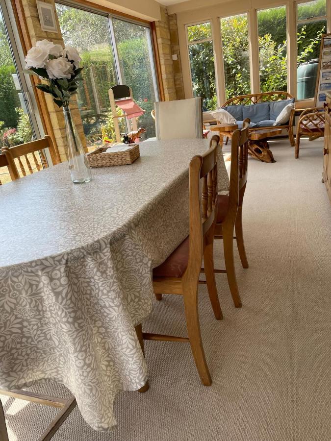 Cotswolds Luxury House In Central Bourton Large Sleeps 2-11. Pet Friendly. 外观 照片